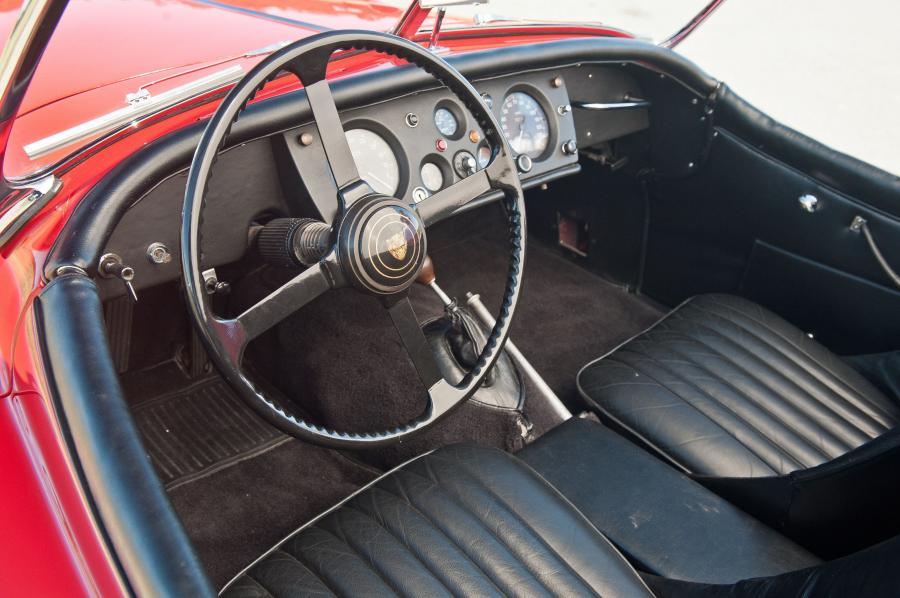  Jaguar XK140 MC Roadster 1956 года  (фото 16 из 44)